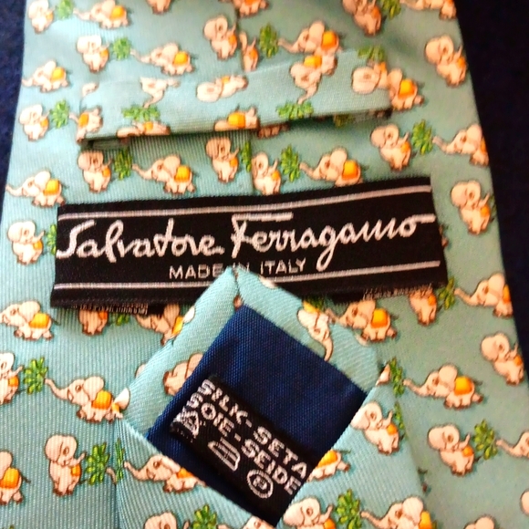 Salvatore Ferragamo Teal Elephant Print Silk Tie - Picture 4 of 6